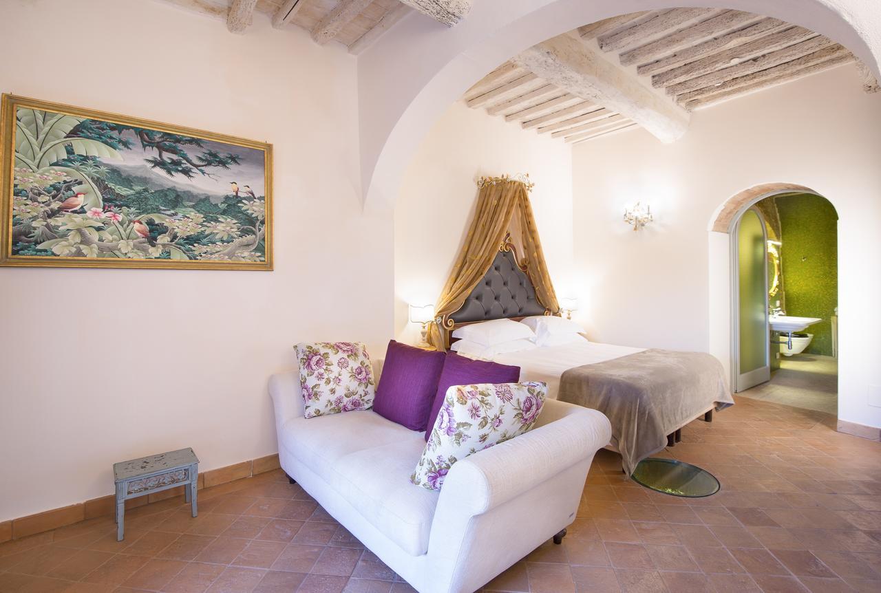 Palazzo Pacini Hotel Colle Val D'Elsa Exterior photo